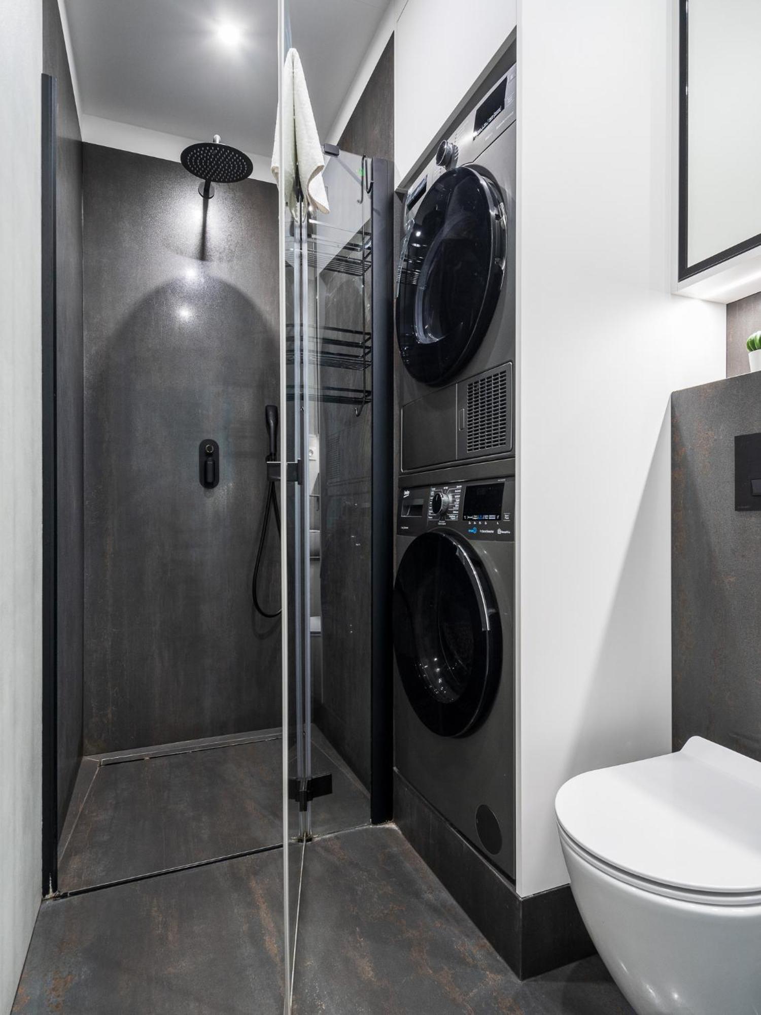 Wola Tower Deluxe Separate Bedroom With Free Garage - By Perfect Apart وارسو المظهر الخارجي الصورة